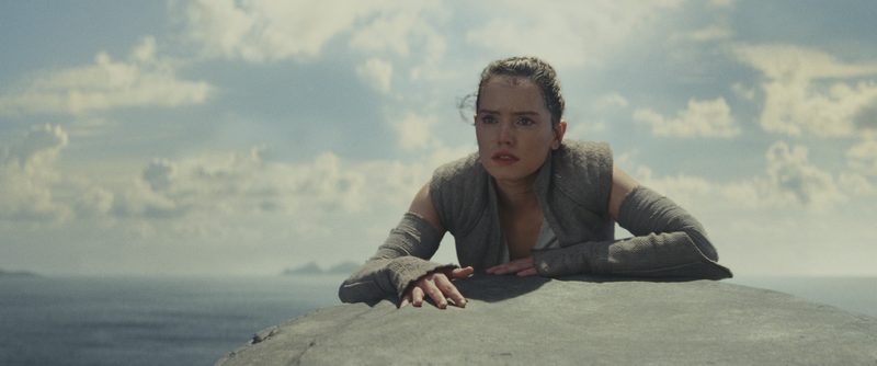 Illustration for article titled All the Secrets About the Battles to Come Hidden in the New Star Wars: The Last Jedi Trailer